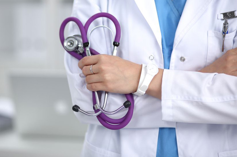 علائم علل تشخیص و درمان سرطان رحم