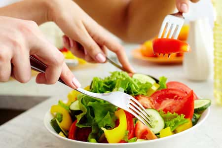 چه غذاهایی بخوریم تا تیروئیدی سالم تر داشته باشیم؟