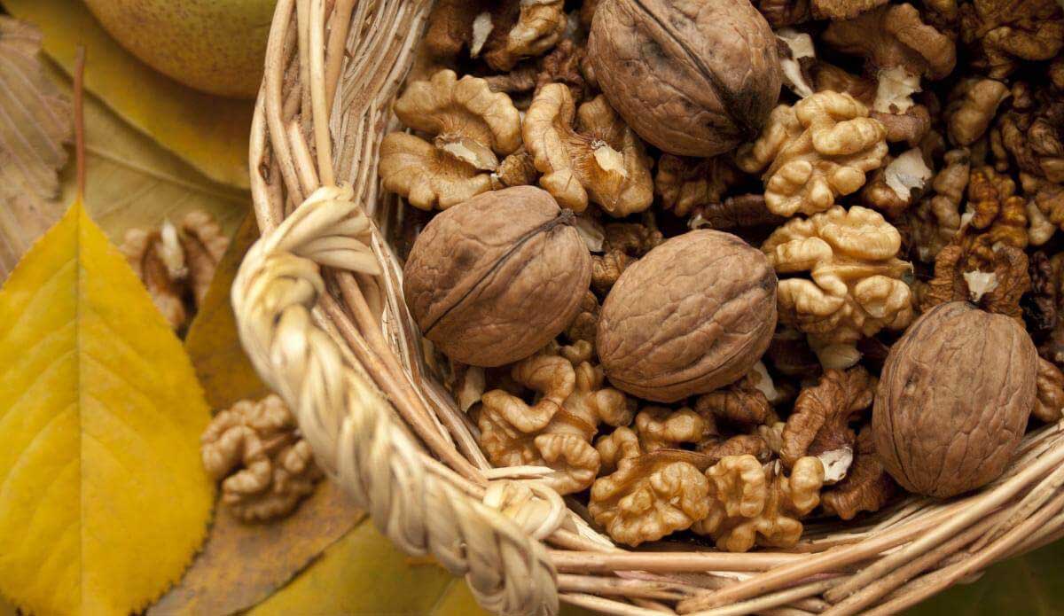 برای روشن شدن پوست از چه ماسک هایی خانگی استفاده کنیم؟